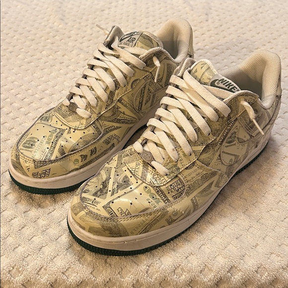 Nike Other - Nike Men's AF1 Money Print Sneakers
